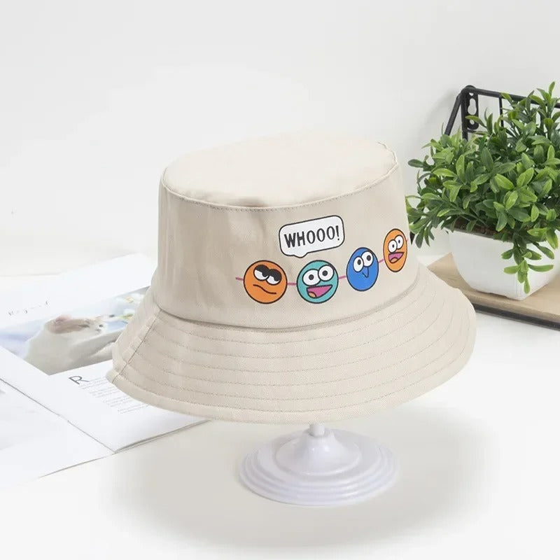 Bob bebe beige élégant pour protéger bébé du soleil avec style