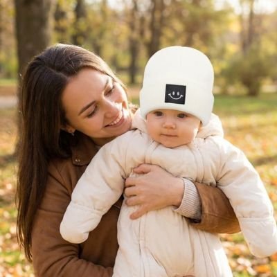 Bonnet bebe en tricot blanc confortable 