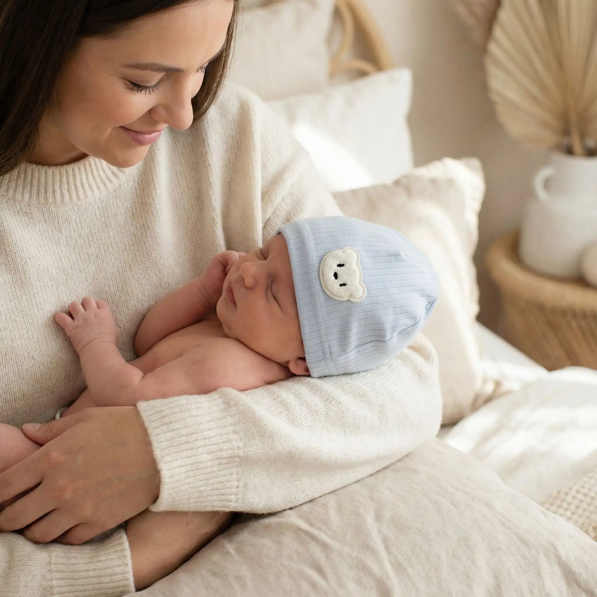 Bonnet bebe naissance doux pour le premier jour de bébé