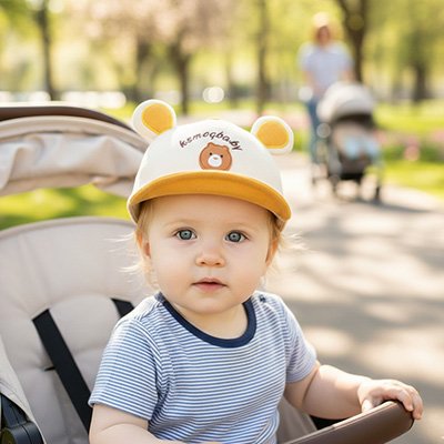 Casquette bébé avec visière rigide pour protection solaire optimale
