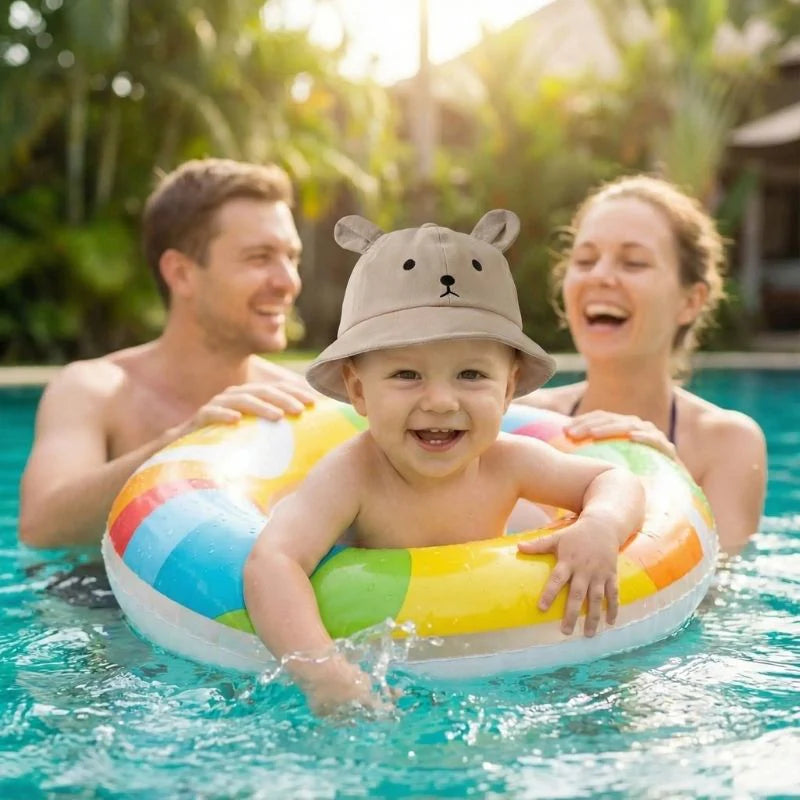 Chapeau bebe léger et protecteur pour profiter de la piscine en toute sécurité