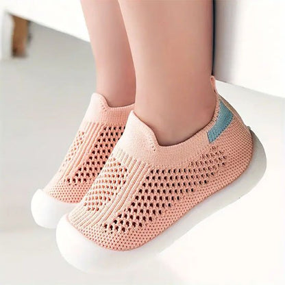 Chaussure bebe élégante avec semelle antidérapante