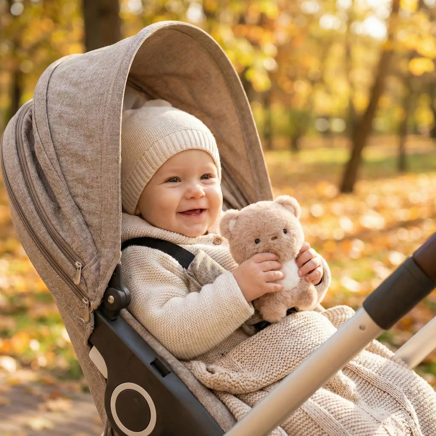 Doudou ours pour bébé, petit peluche câlin pour réconforter et accompagner votre enfant
