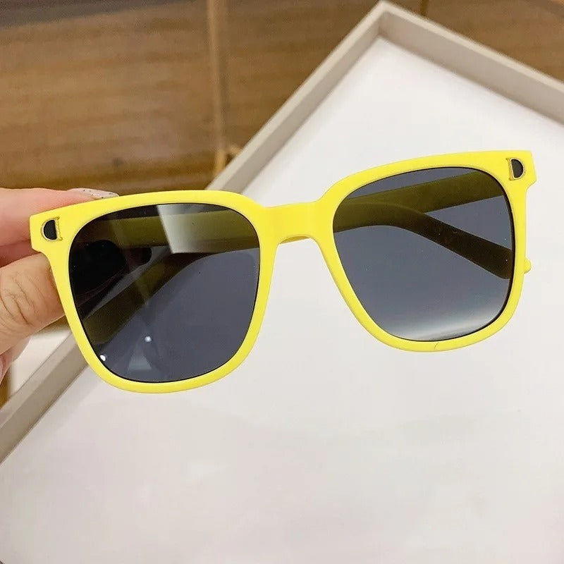 lunette de soleil enfant jaune monture souple flexible sécurité maximale