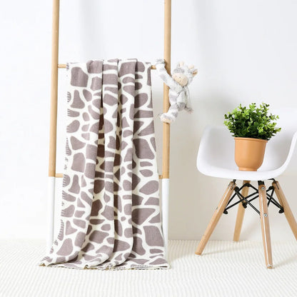 plaid-bébé-avec-peluche-girafe-confort-absolue-pour-bébé