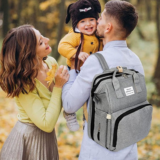 sac à dos à langer élegant gris
