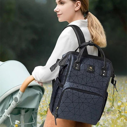 Sac à langer noir flexible et élégant idéal pour les sorties avec bébé tout en restant stylé